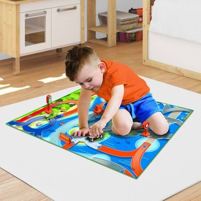 Detsk� hracia podlo�ka s aut��kami 70x50 cm - zv��i� obr�zok